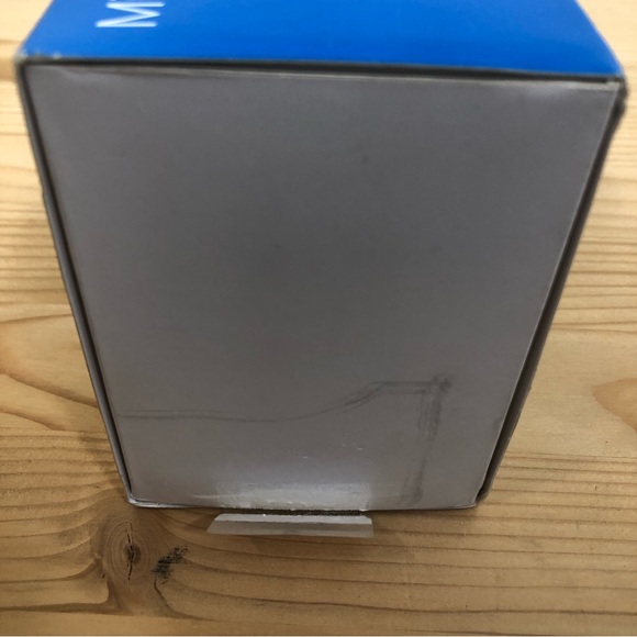 Microsoft 1661 Docking Station for Microsoft Surface Pro. PD9-00003 New Open Box - Picture 3 of 6